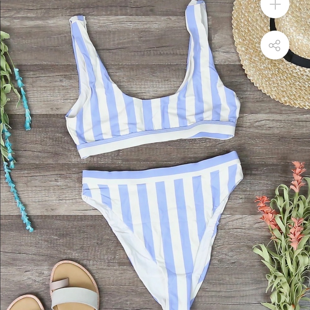 Dippin' Daisy's bikini set